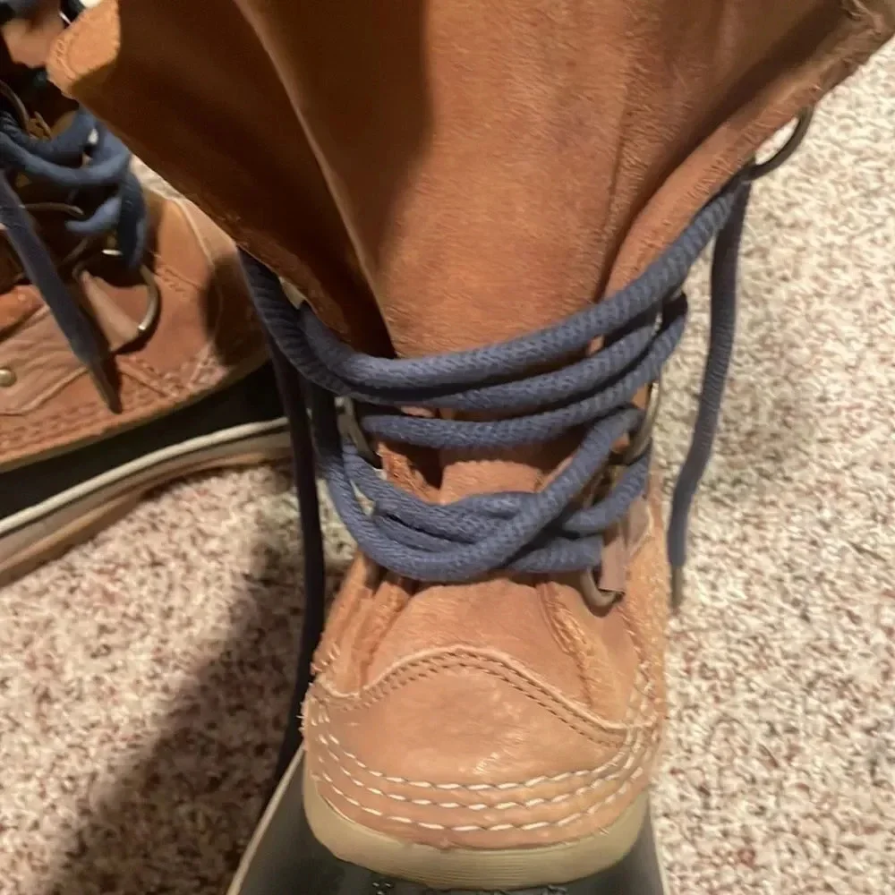 SOREL woman’s snowboots